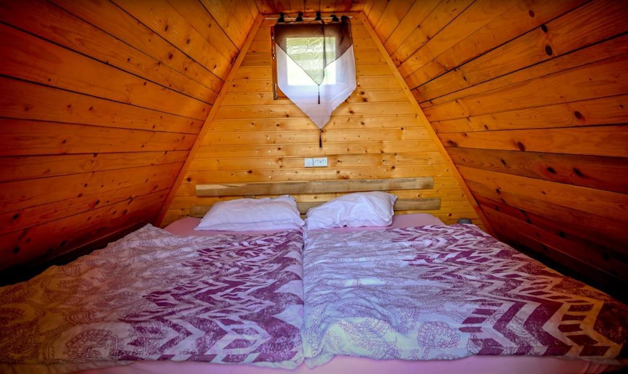 Glamping Hisice Orlic Hotel Muta Exterior photo