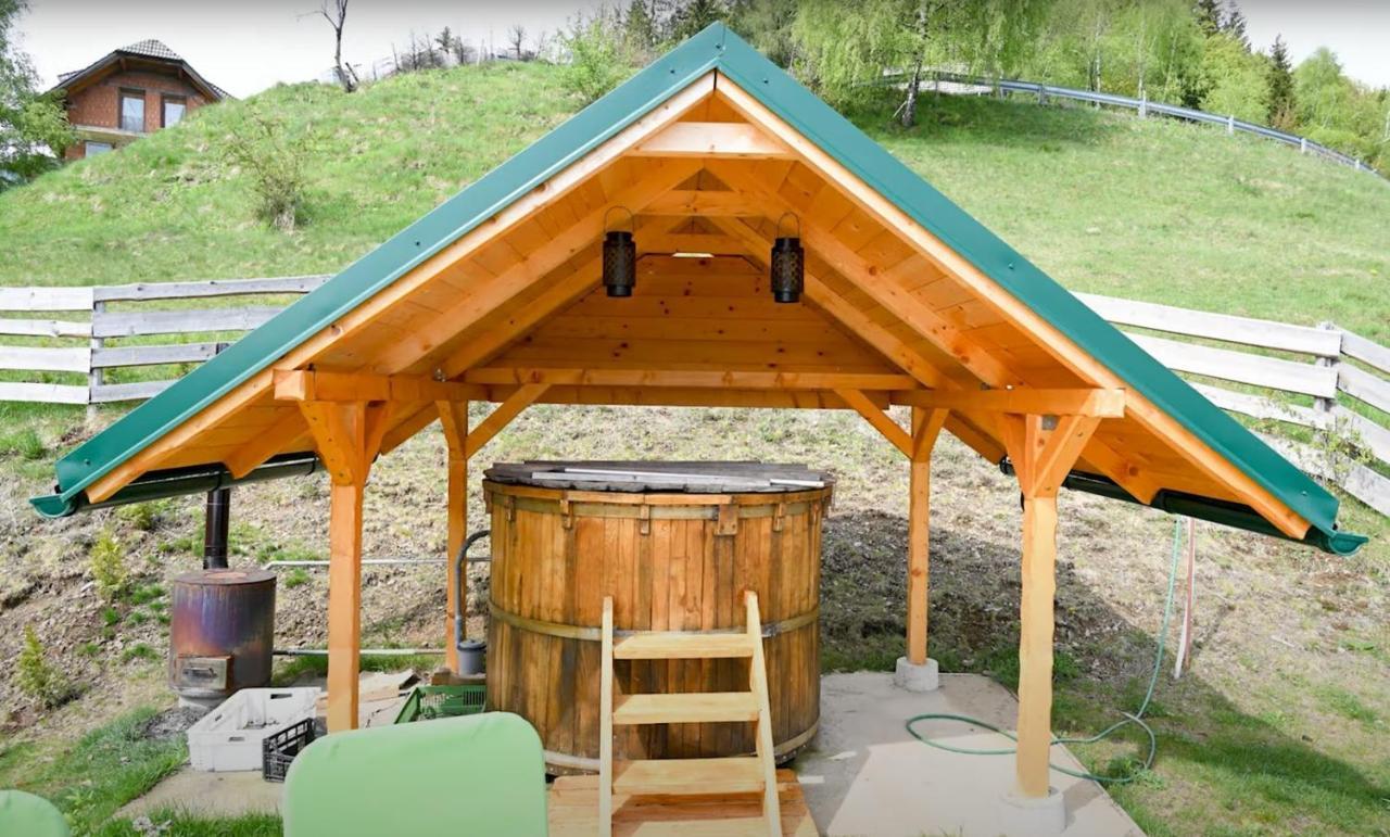 Glamping Hisice Orlic Hotel Muta Exterior photo